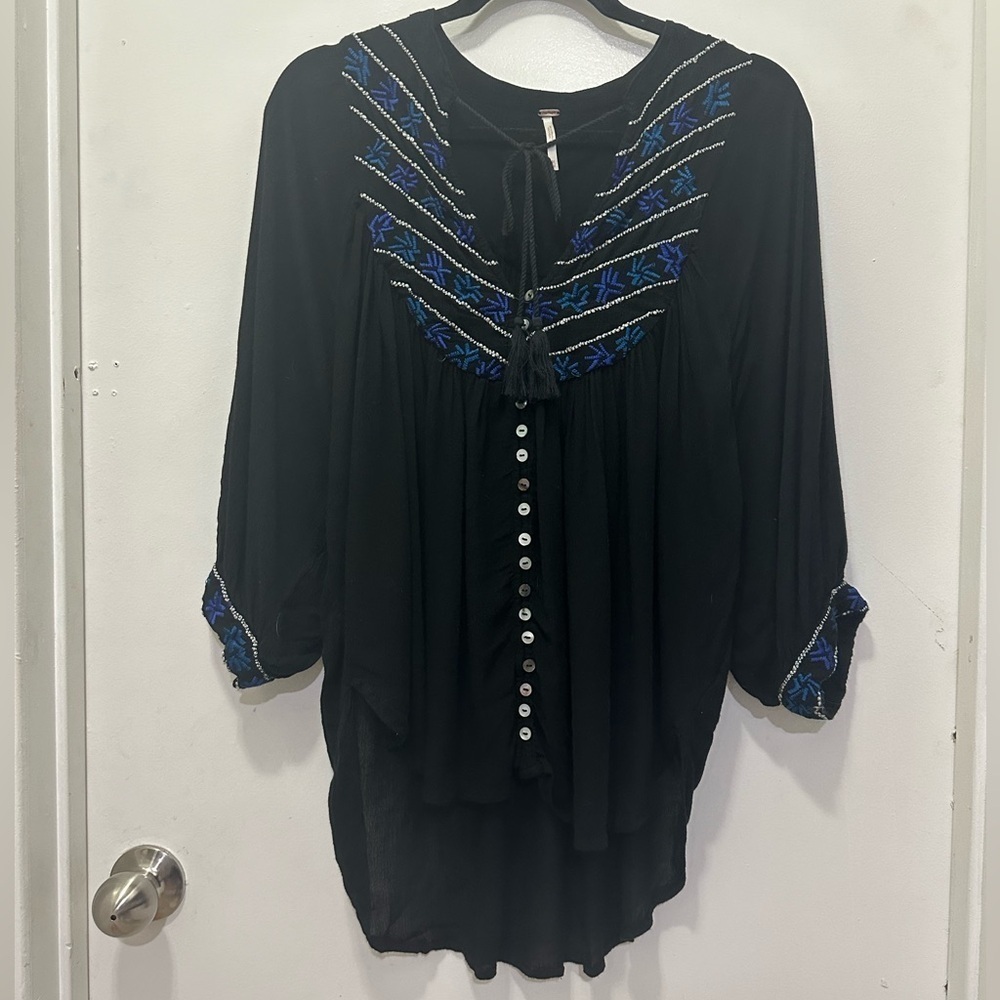 Free People Embroidered Peasant Top Sz M